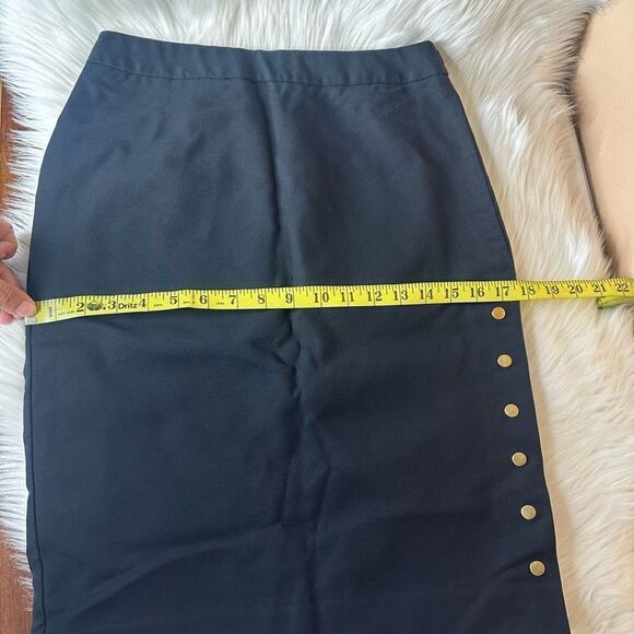 Worthington Black Pencil Skirt With Snap Button Detail Size 4 - Picture 9 of 11